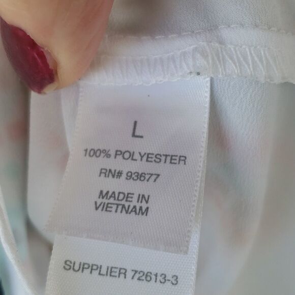 Bisou Bisou cold shoulder top size L - Picture 7 of 12